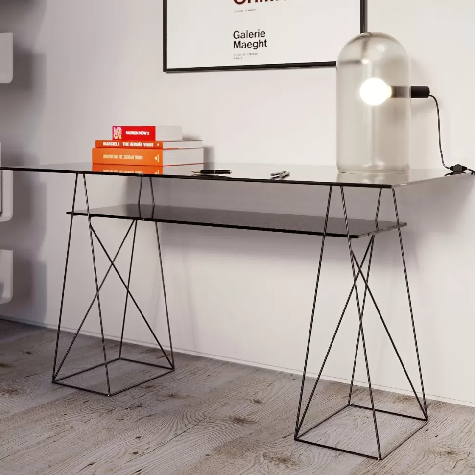 Biurka-KARE Design Biurko Polar 136x65 Cm Czarne - Szkło Hartowane 8 Mm