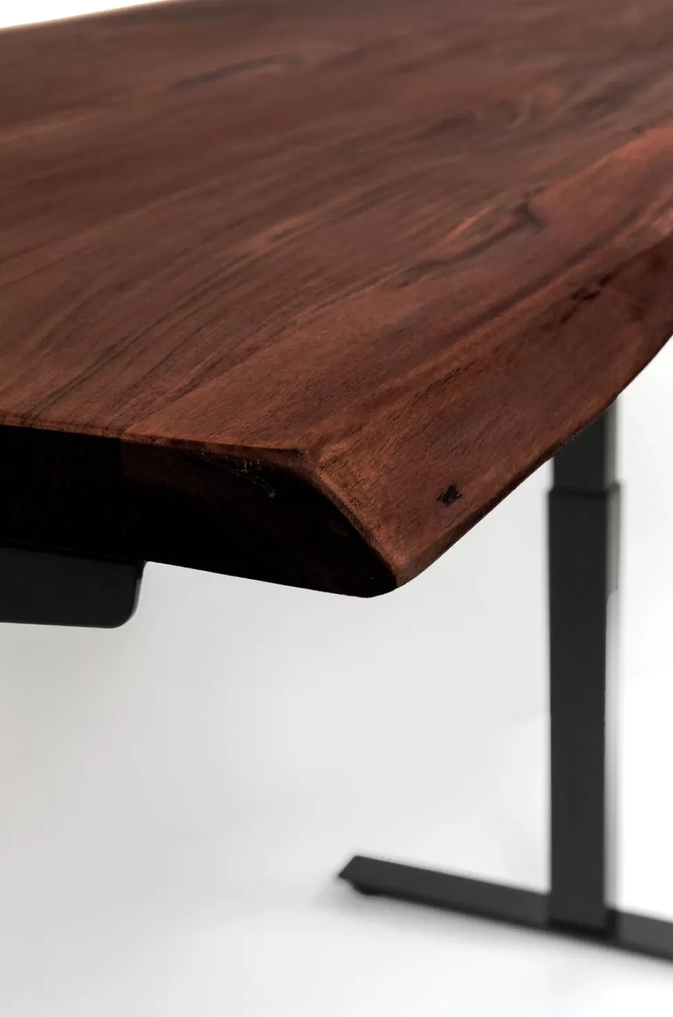 Biurka-KARE Design Biurko Z Elek. Regulacją Wysokości Harmony 180x90 Cm Akacja Brązowe - Nogi Czarne