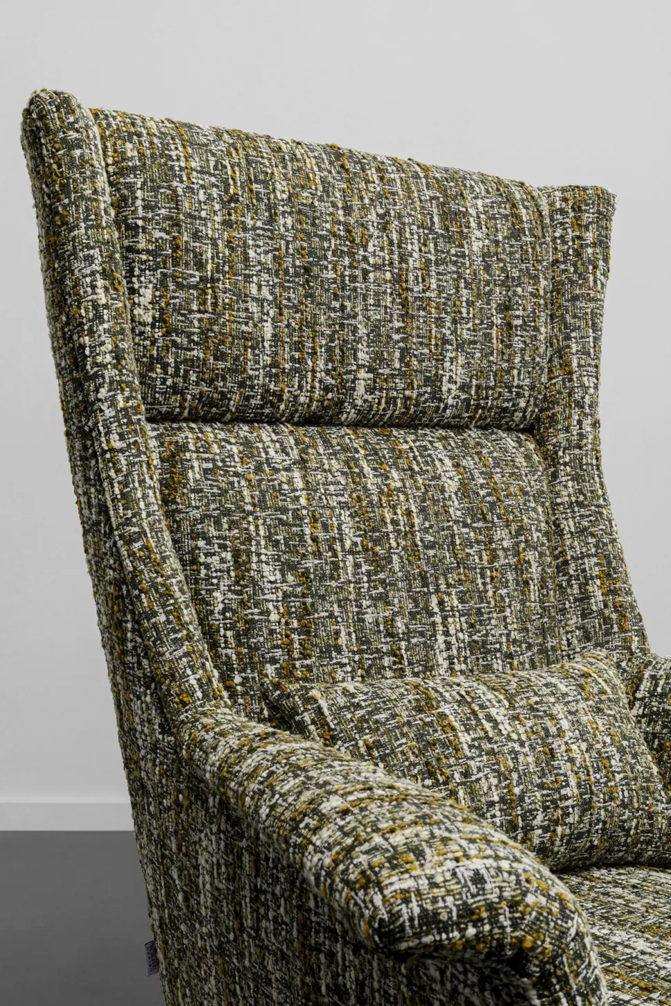 Fotele-KARE Design Fotel Wysoki Tkanina Melanżowa Zielona Nogi Czarne Ze Stali 115 Cm