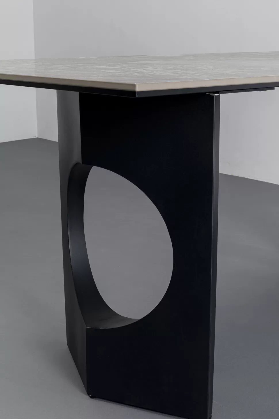 Stoły-KARE Design Stół Do Jadalni Blat Ceramiczny Odcienie Szarości Nogi Czarne Stalowe 180x90 Cm