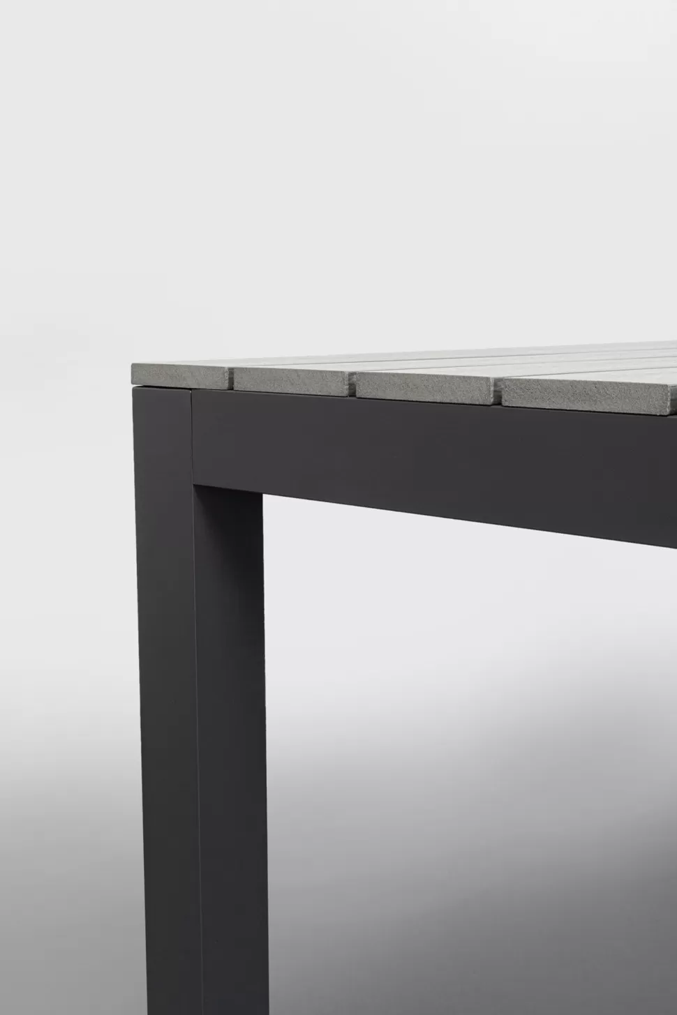 Stoły-KARE Design Stół Ogrodowy Blat Prostokątny Szary Polywood Nogi Z Aluminium Czarne 180x90 Cm