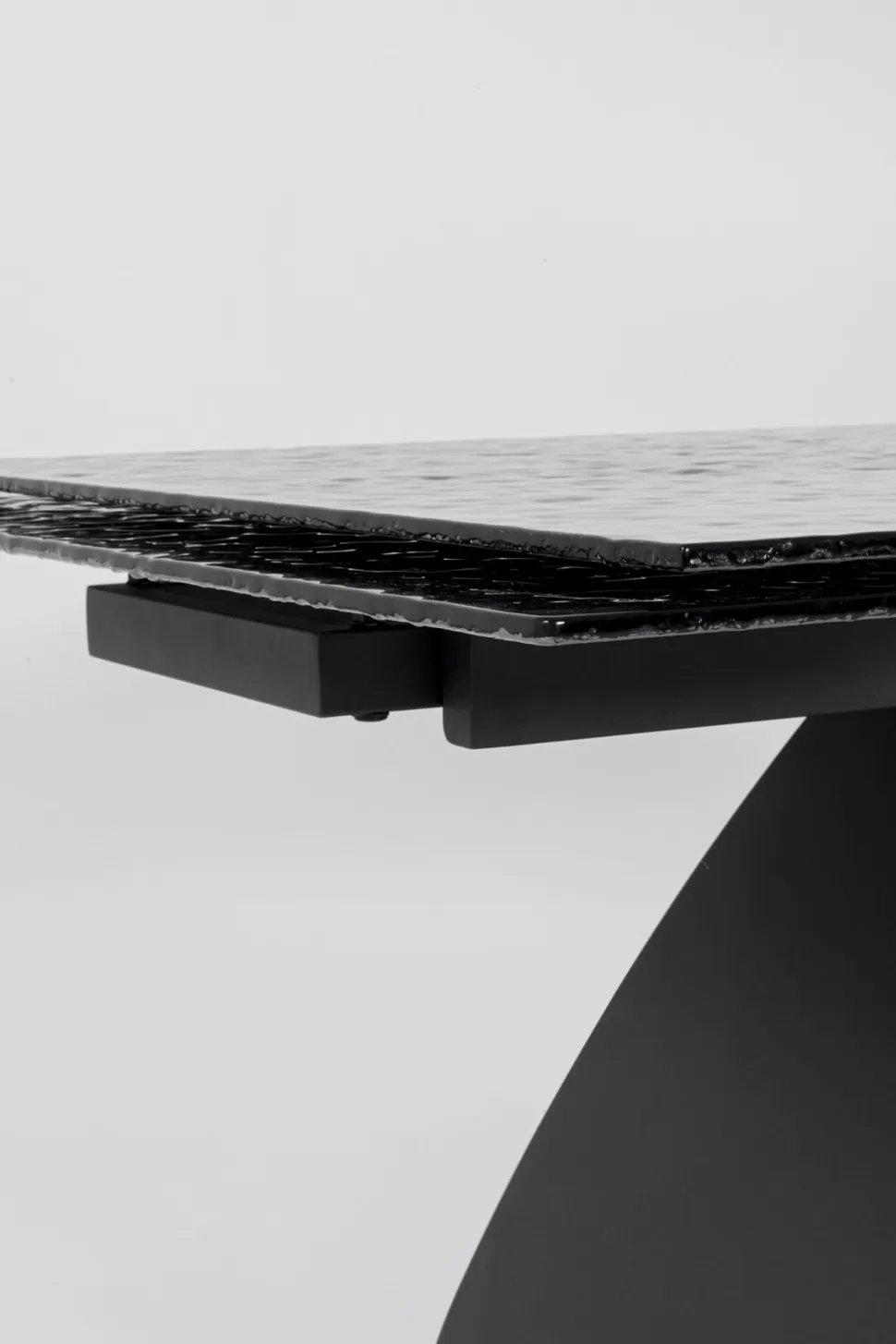 Stoły-KARE Design Stół Rozkładany Do Jadalni W Kolorze Czarnym Szkło I Stal 180-260x95 Cm