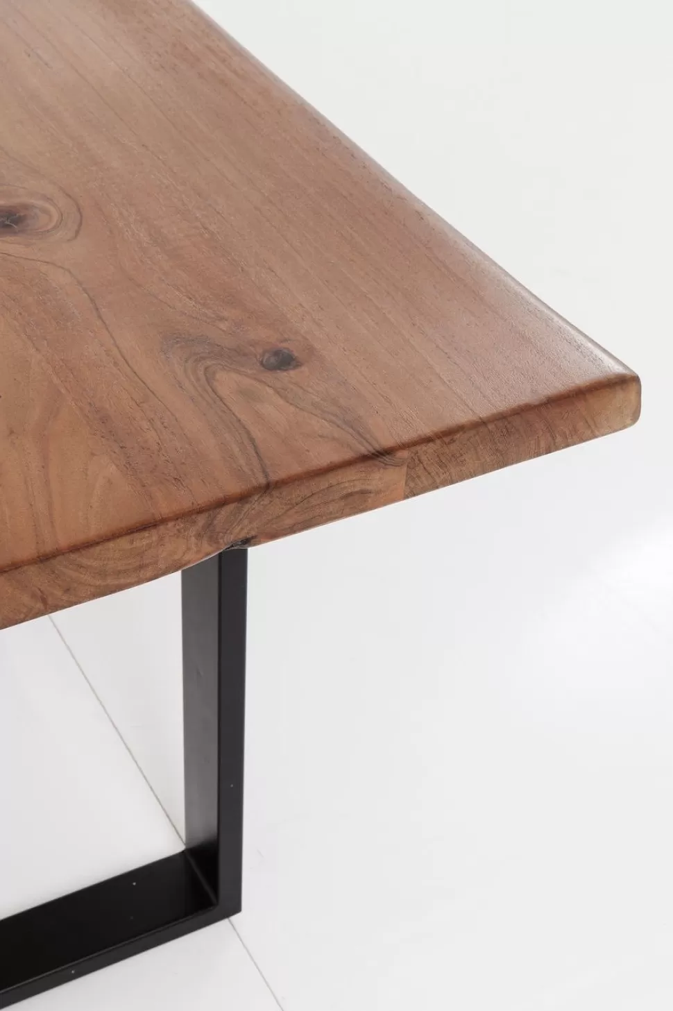 Stoły-KARE Design Stół Z Drewnianym Blatem Z Akacji I Czarnymi Metalowymi Nogami 200x100 Cm