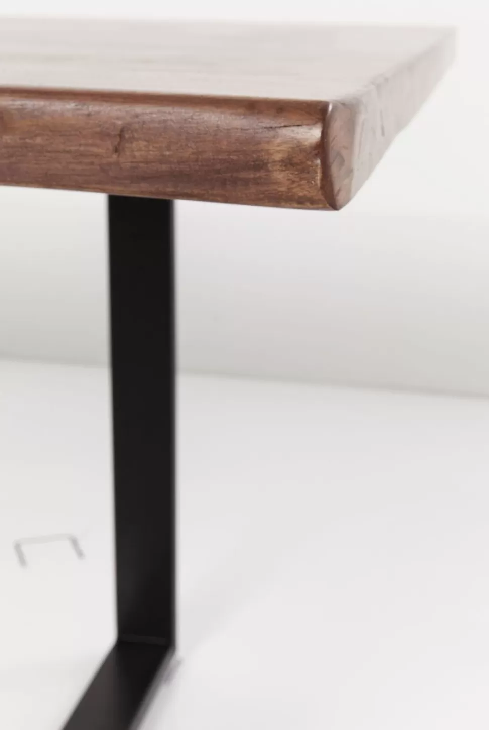 Stoły-KARE Design Stół Z Drewnianym Blatem Z Akacji I Czarnymi Metalowymi Nogami 200x100 Cm