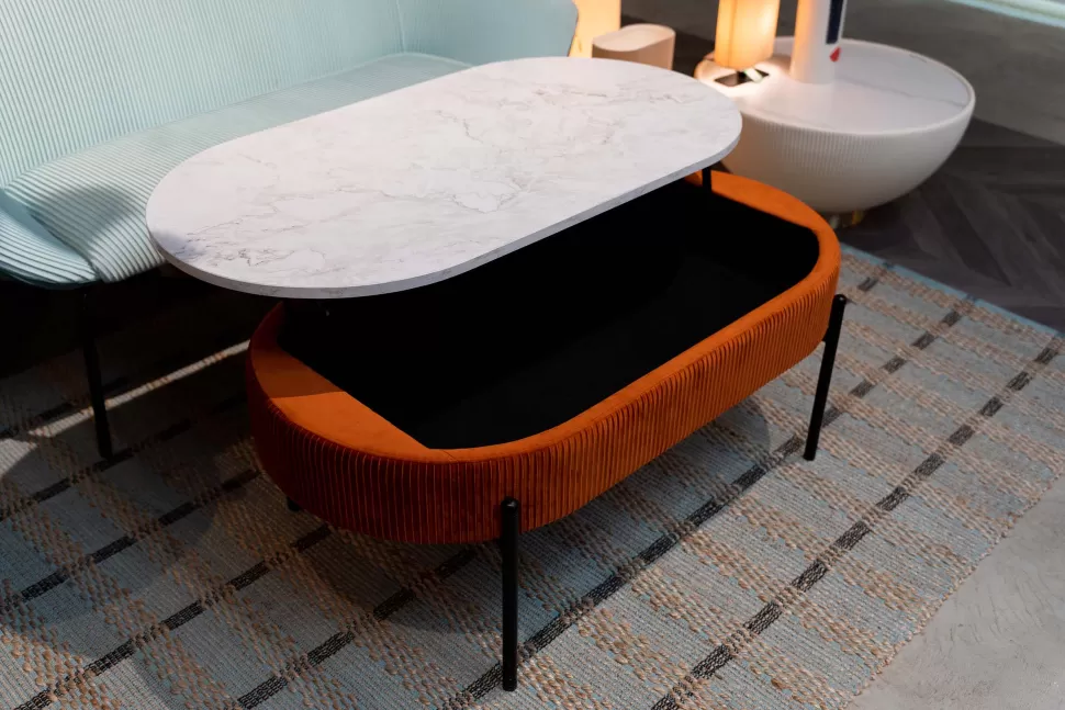 Stoliki Kawowe-KARE Design Stolik Kawowy Tkanina Brązowa Blat MDF Imitacja Marmuru 114x60 Cm Nogi Czarne