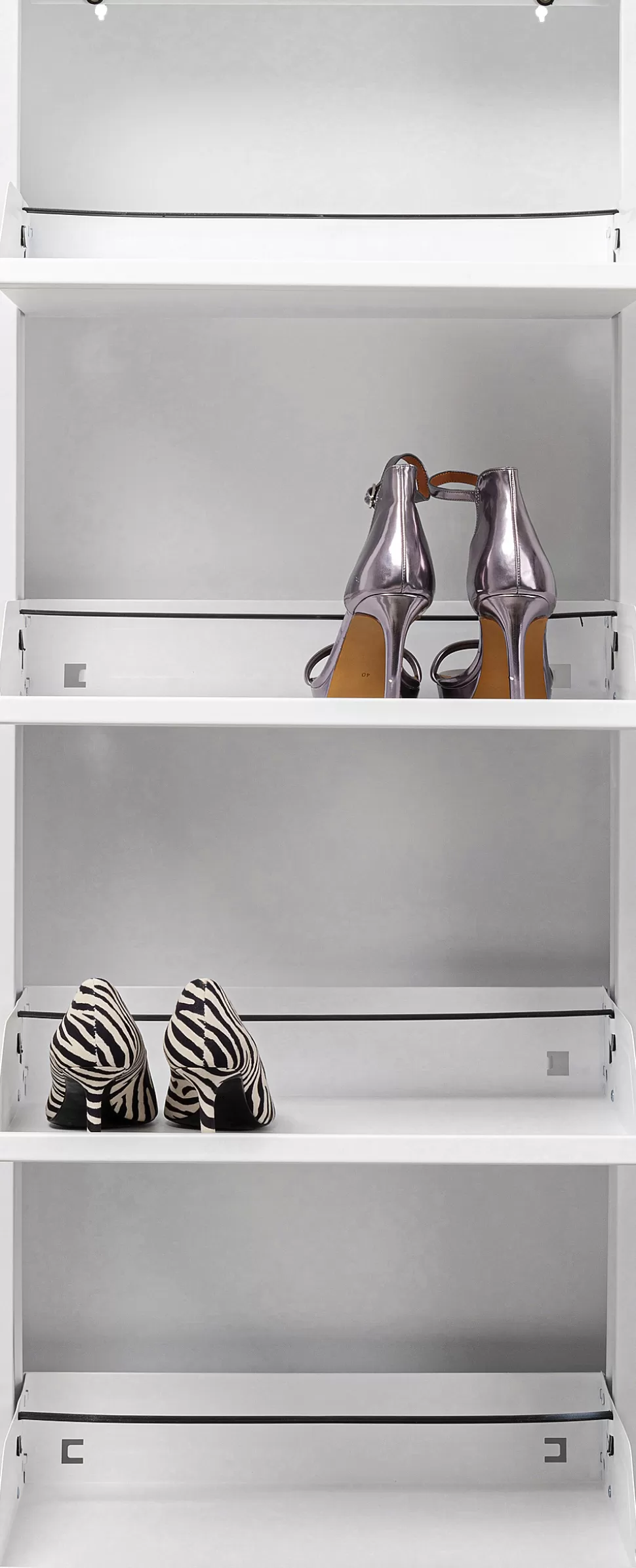 Szafki Na Buty-KARE Design Szafka Na Buty Stalowa 4 Półki Kolor Kremowy 50x136 Cm