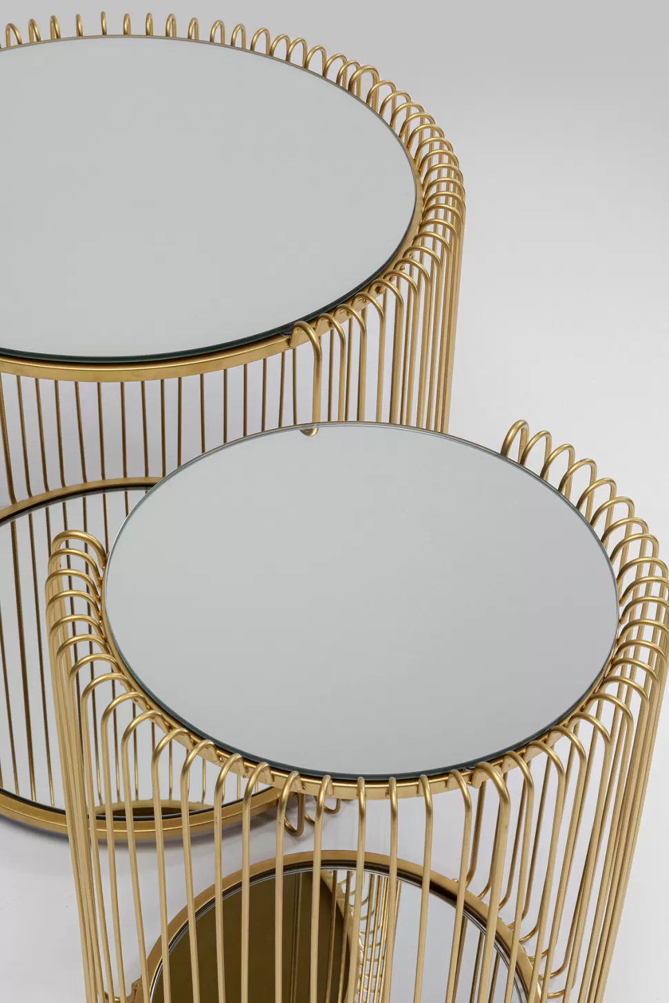 Stoliki Kawowe-KARE Design Zestaw 2 Stolików Pomocniczych Z Półkami Złote Z Lustrzanymi Blatami