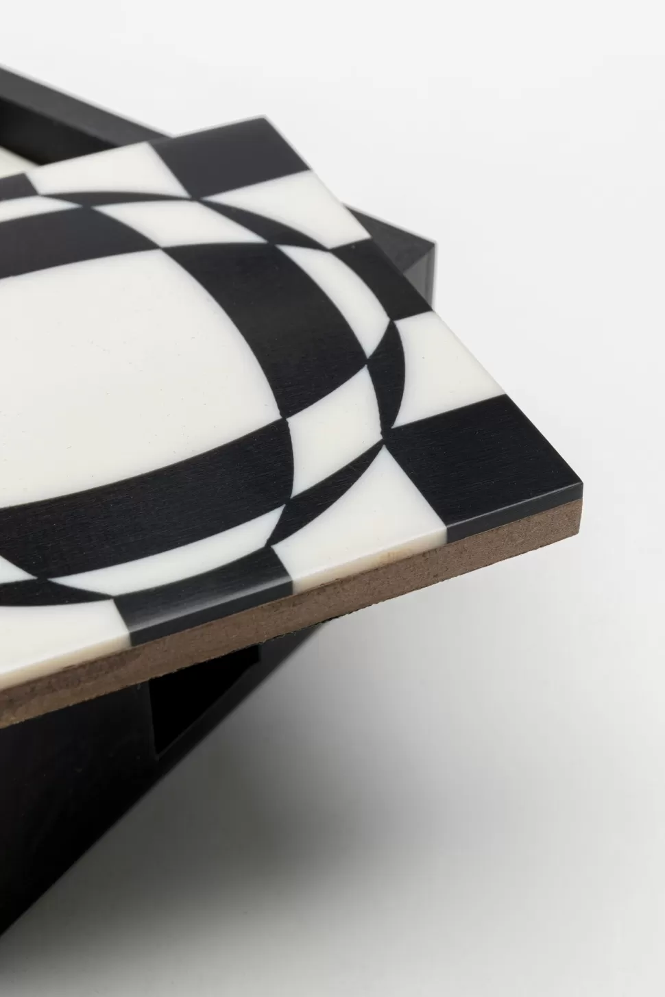 Zastawa Stołowa-KARE Design Zestaw 6 Podkładek Pod Kubki Czarno-białe Z Organizerem 12x12 Cm
