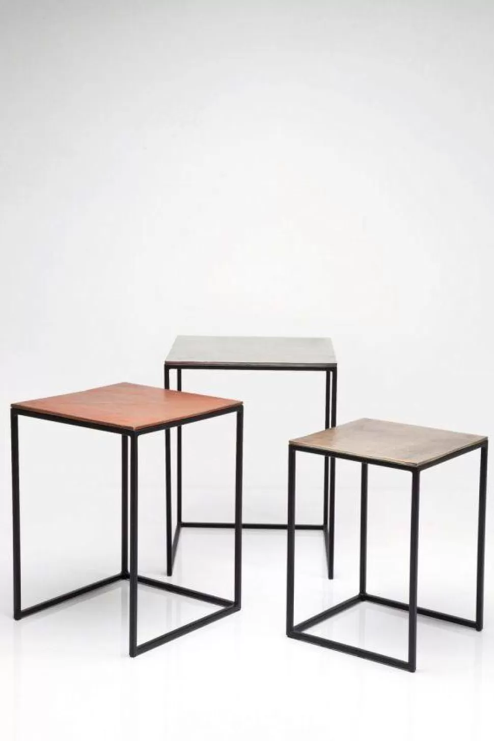 Stoliki Kawowe-KARE Design Zestaw Trzech Stolików Kawowych Loft Square Aluminum Kolorowe